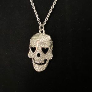 Skull necklace